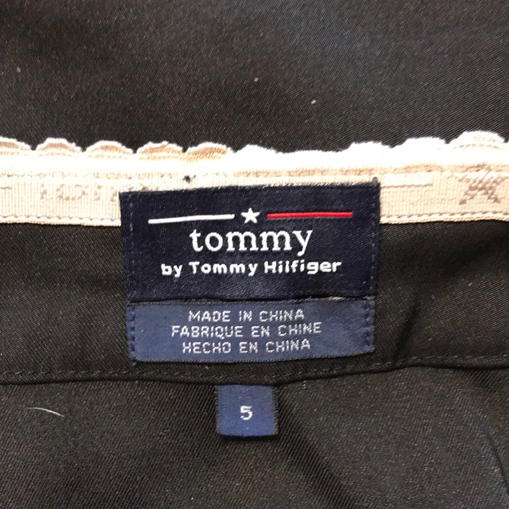 $8 FINAL CLEARANCE - Tommy Skirt - Picture 6 of 7